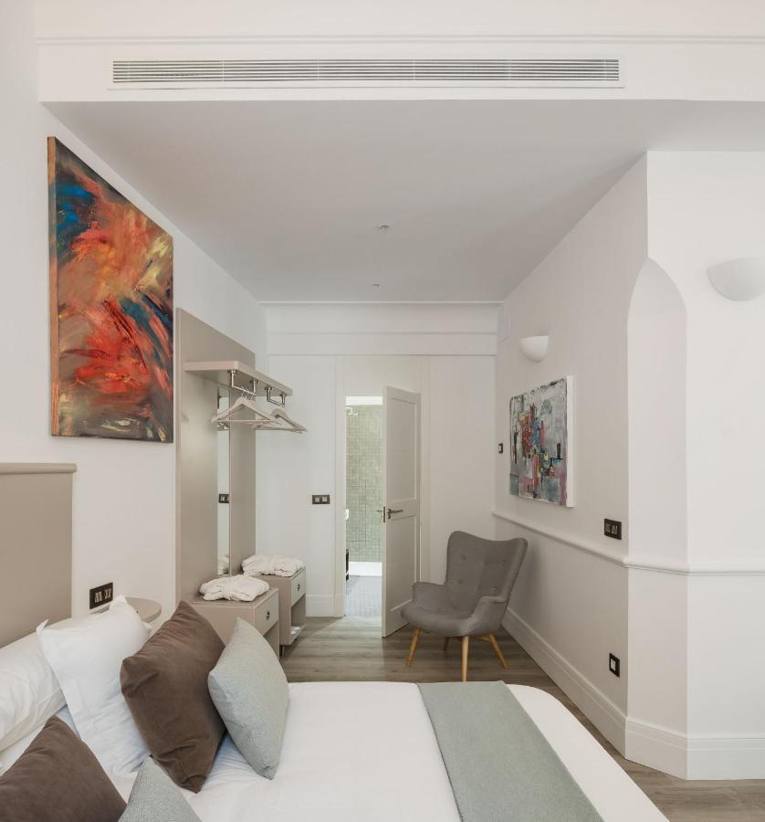 Puerta Catedral Holiday Suites Sevilla Kültér fotó