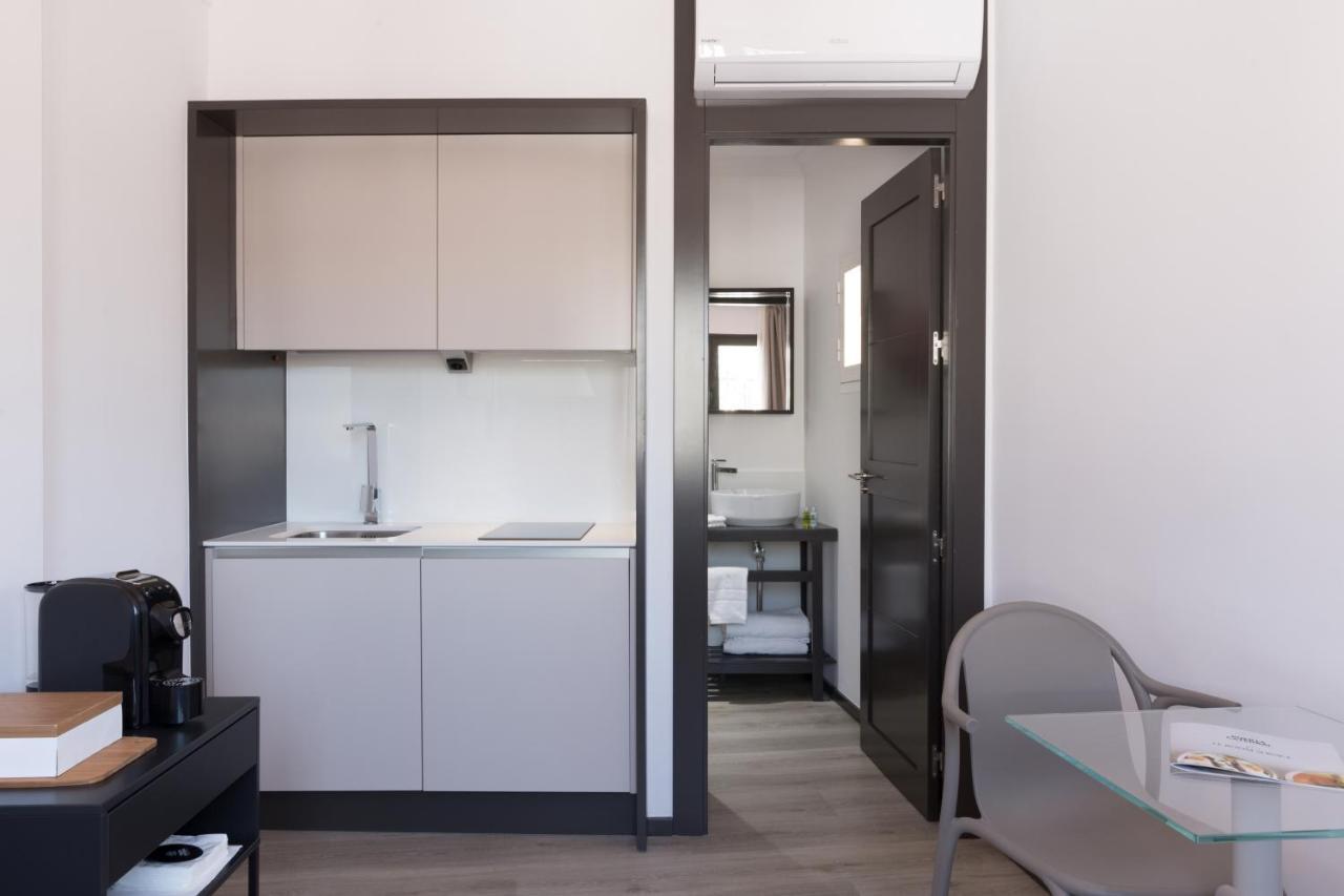 Puerta Catedral Holiday Suites Sevilla Kültér fotó