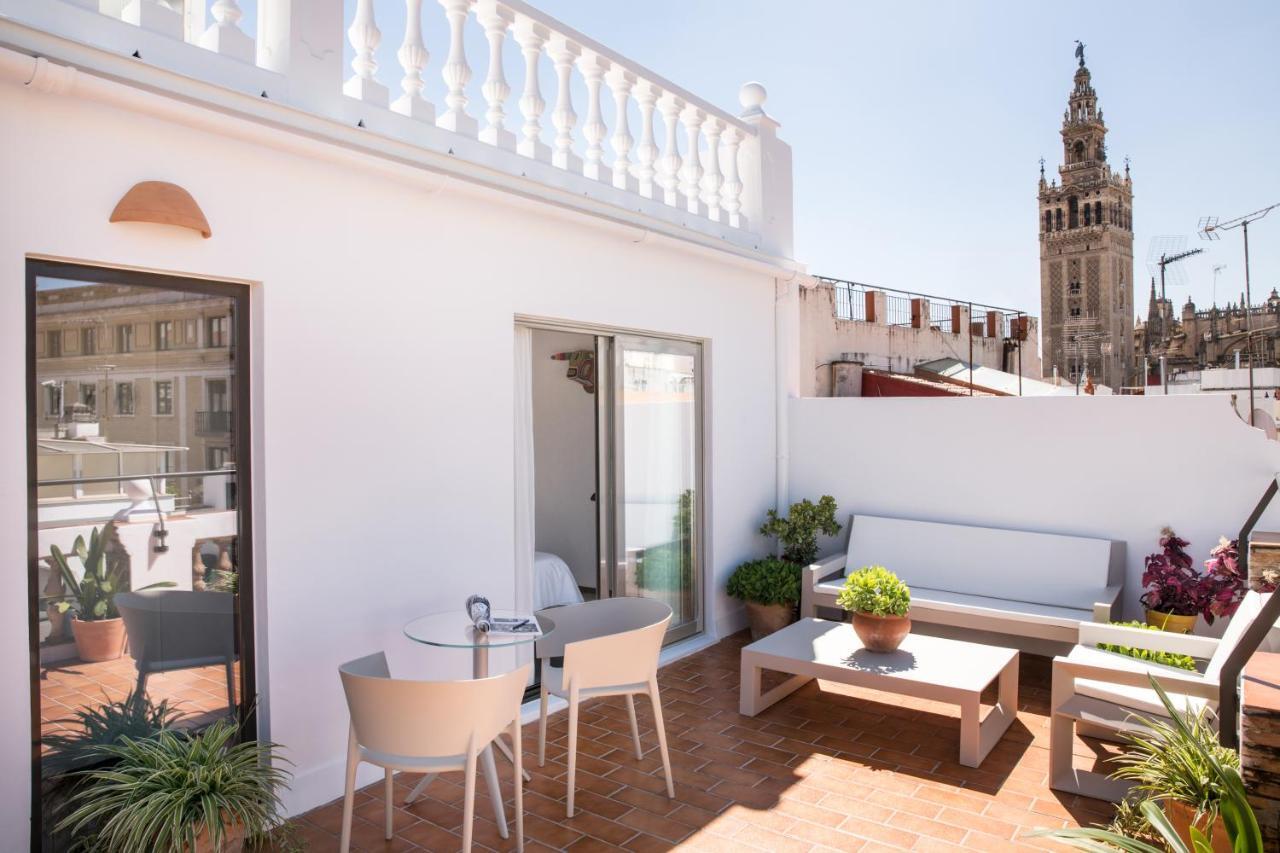 Puerta Catedral Holiday Suites Sevilla Kültér fotó