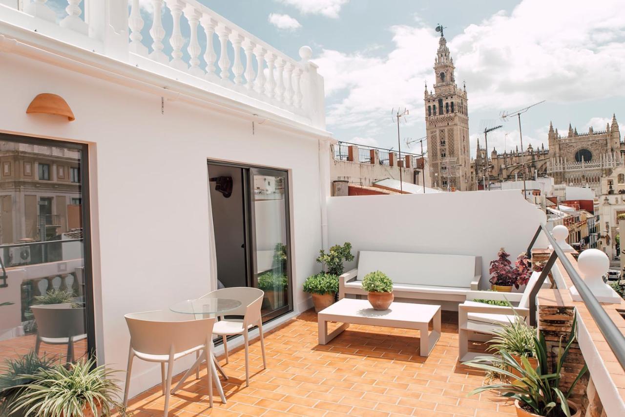 Puerta Catedral Holiday Suites Sevilla Kültér fotó
